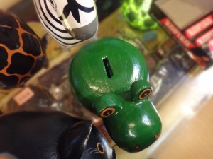 木彫りアニマル貯金箱