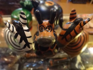 木彫りアニマル貯金箱