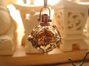 ガムランボール