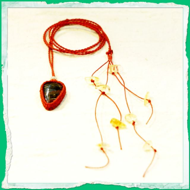 マクラメアクセサリー／ネックレス