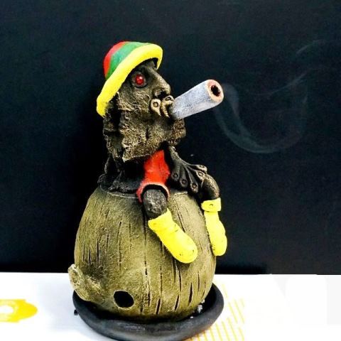 お香立て／煙を吐くラスタマンのお香立て／陶器製／アジアン雑貨 | お
