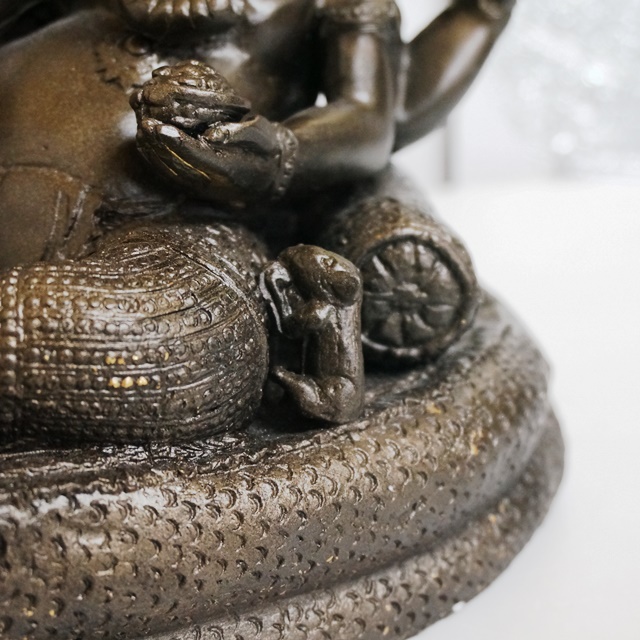 ガネーシャ像／三つ首コブラ