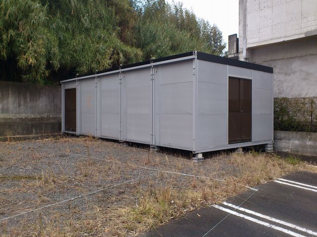 西区横浜　倉庫