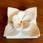 ライムストーンお香立て(中) ライムストーンお香立て(中)