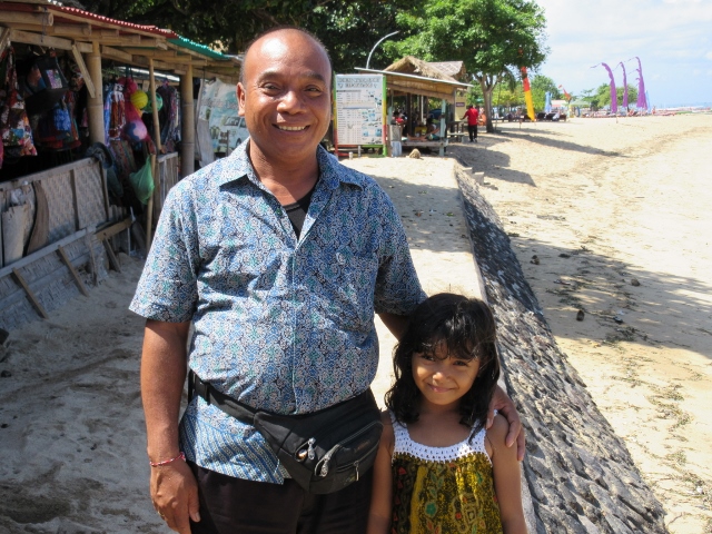 サヌールビーチ サヌールビーチ