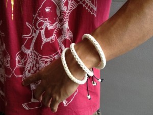 蛇骨のブレスレット