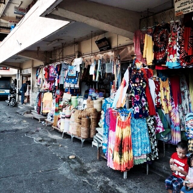 デンパサール クンバサリ市場 デンパサール クンバサリ市場