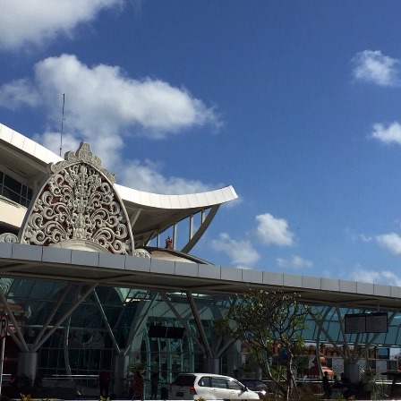 デンパサール空港