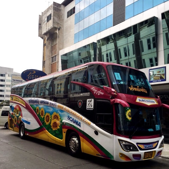 プラトゥナム市場