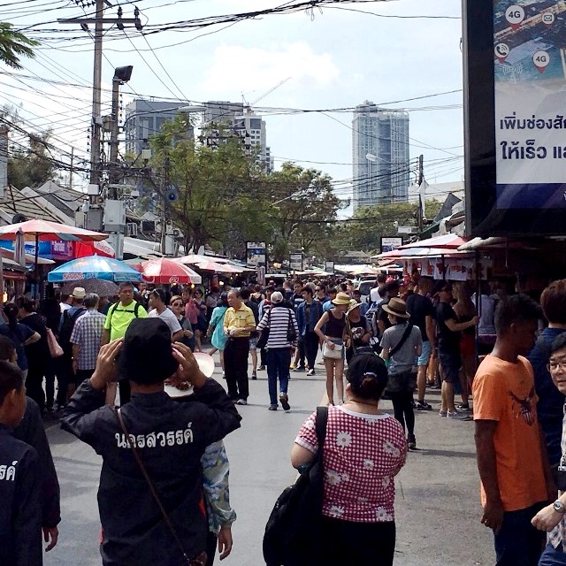 チャトゥチャック・ウィークエンド・マーケット