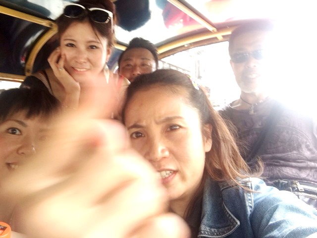 トゥクトゥク トゥクトゥク