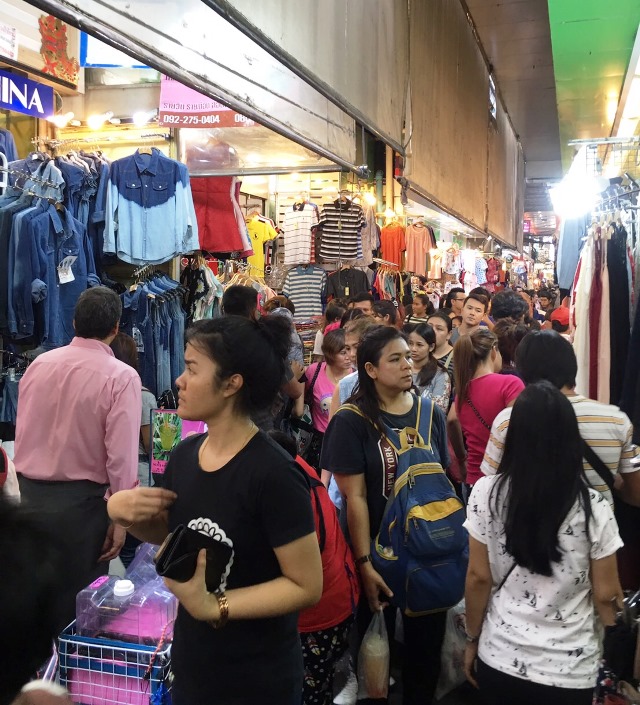 プラトゥーナム市場 プラトゥーナム市場