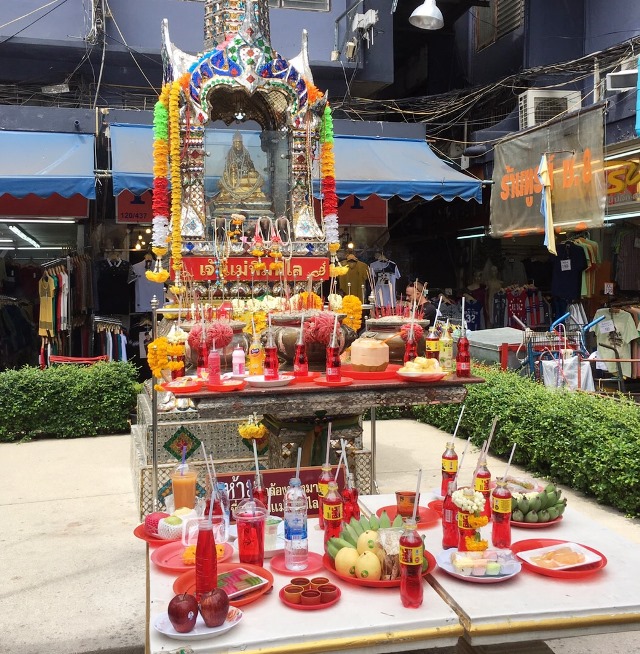 プラトゥーナム