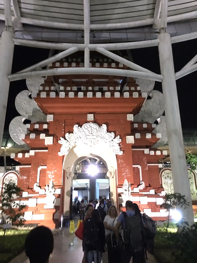 バリ島デンパサール空港 バリ島デンパサール空港