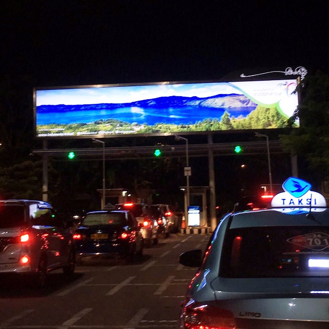 バリ島デンパサール空港 バリ島デンパサール空港