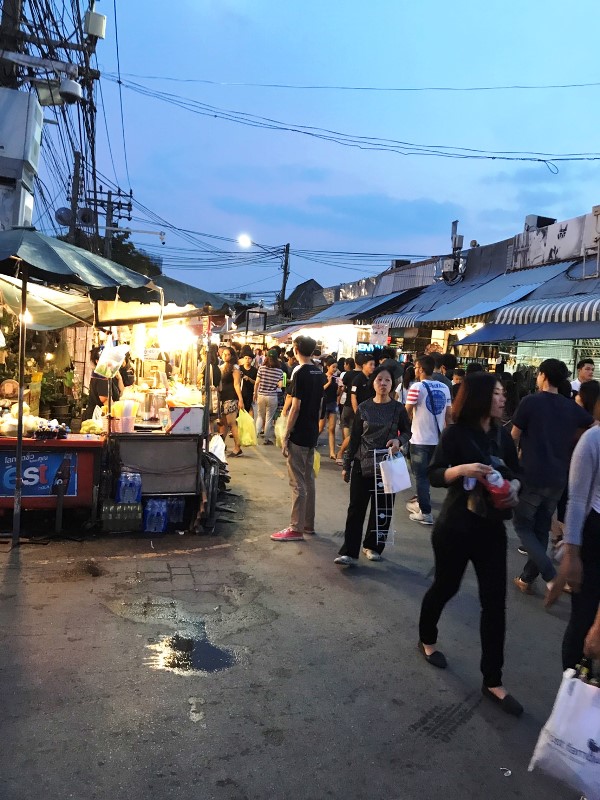 チャトチャックウィークエンドマーケット チャトチャックウィークエンドマーケット