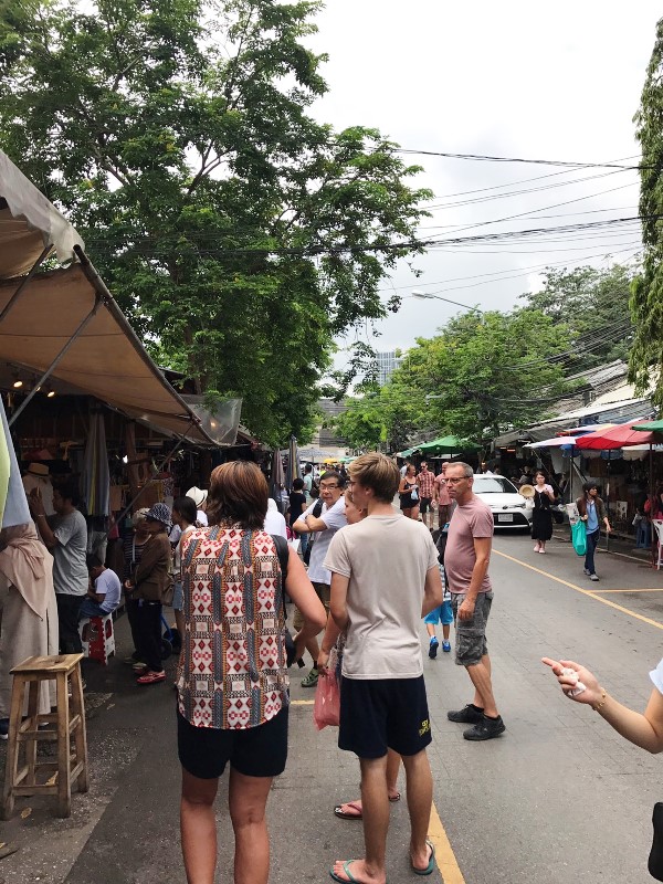 チャトゥチャック・ウィークエンド・マーケット チャトゥチャック・ウィークエンド・マーケット