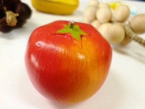 木彫り　フルーツ