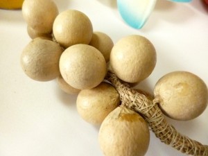 木彫り　フルーツ